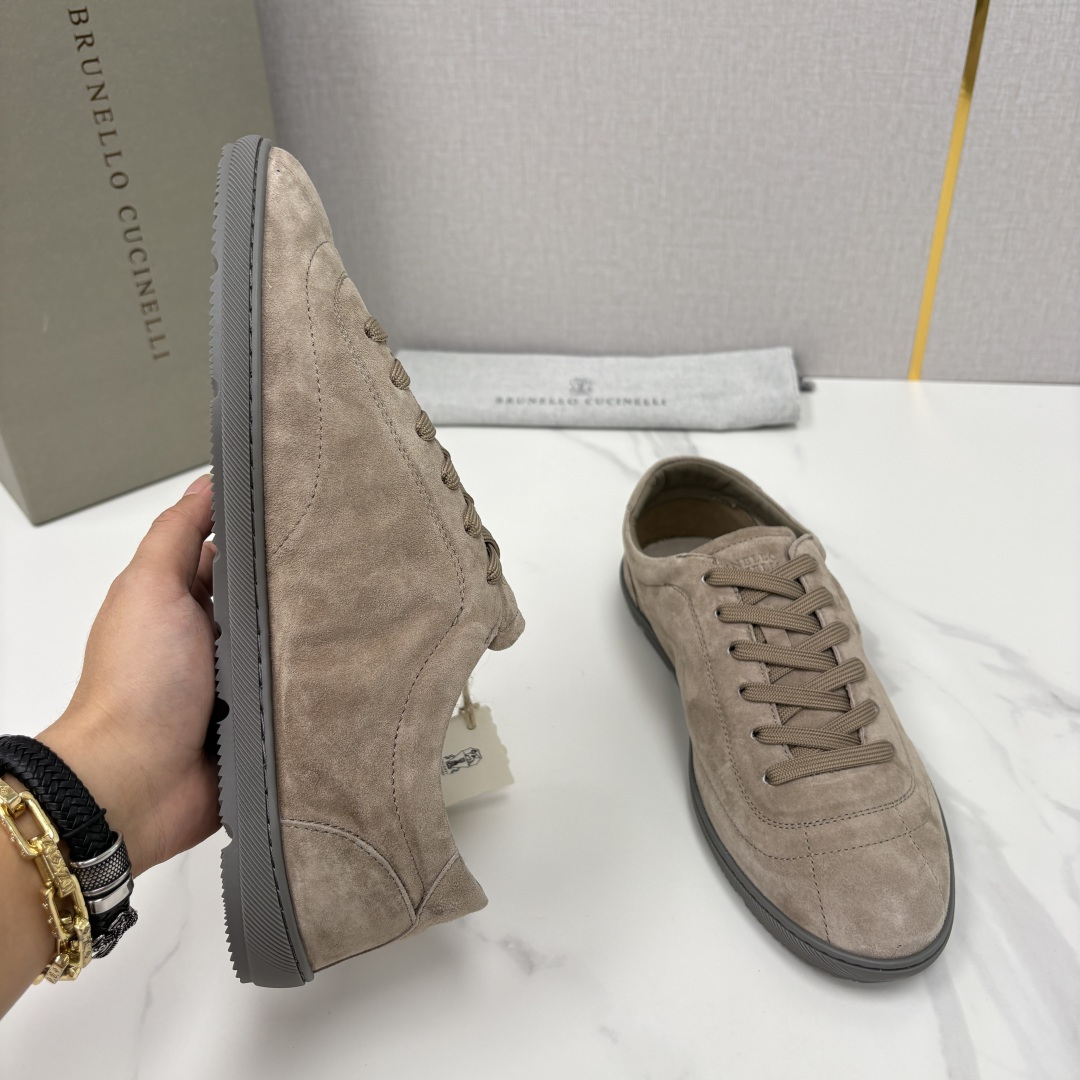 💋💍BC家 Brunello Cucinell* 低调奢华款 新品男款板鞋出货! 此款平底德训运动 💋💍BC家 Brunello Cucinell* 低调奢华款 新品男款板鞋出货! 此款平底德训运动