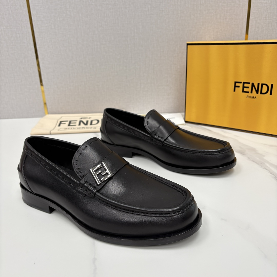 💋💍FD新品 fend* 芬-迪 O’Lock乐福鞋皮鞋 官方 9,600 采用进口牛皮/FF提花布 💋💍FD新品 fend* 芬-迪 O’Lock乐福鞋皮鞋 官方 9,600 采用进口牛皮/FF提花布