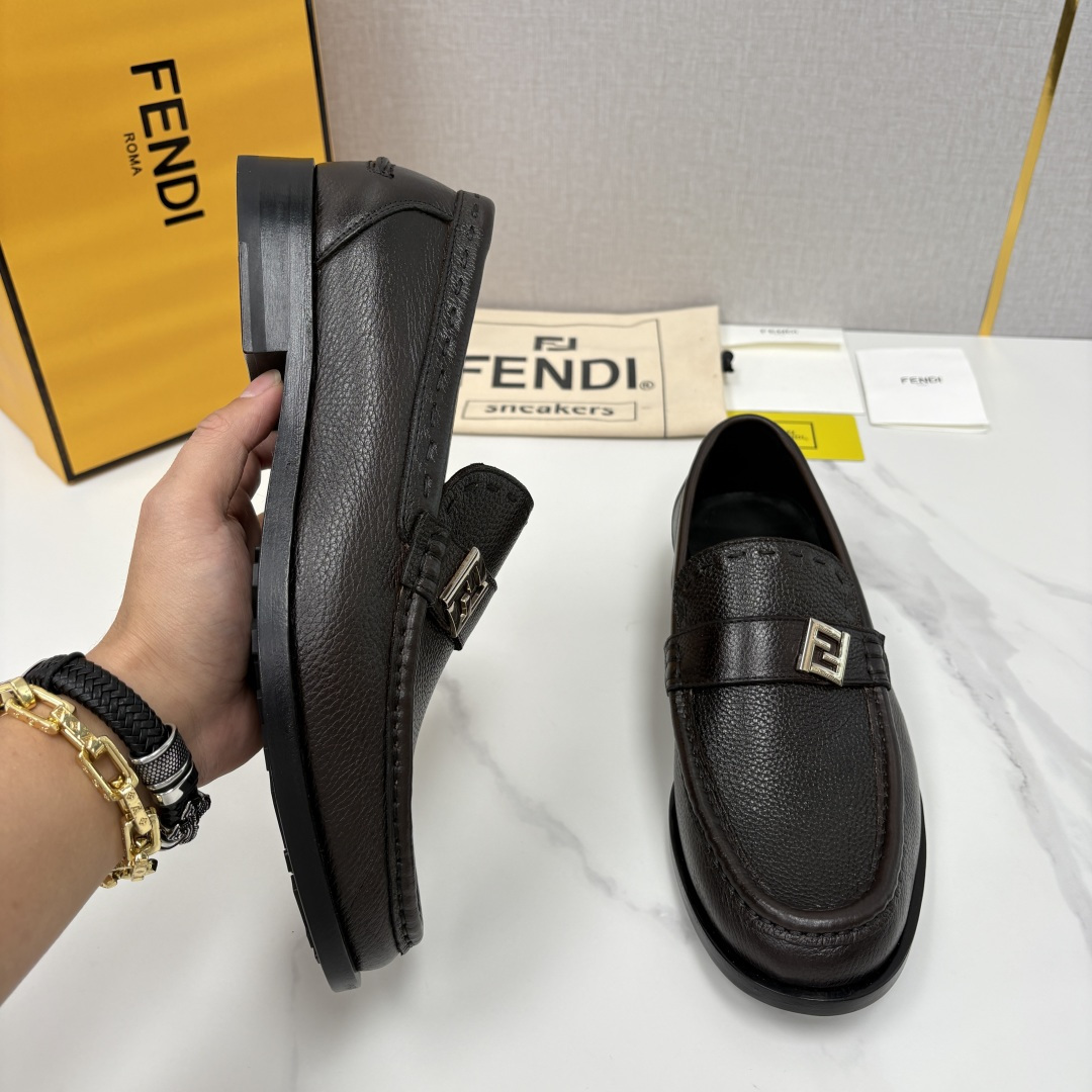 💋💍FD新品 fend* 芬-迪 O’Lock乐福鞋皮鞋 官方 9,600 采用进口牛皮/FF提花布 💋💍FD新品 fend* 芬-迪 O’Lock乐福鞋皮鞋 官方 9,600 采用进口牛皮/FF提花布