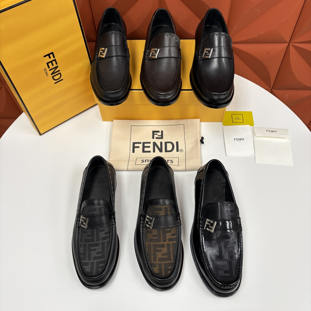 💋💍FD新品 fend* 芬-迪 O’Lock乐福鞋皮鞋 官方 9,600 采用进口牛皮/FF提花布 💋💍FD新品 fend* 芬-迪 O’Lock乐福鞋皮鞋 官方 9,600 采用进口牛皮/FF提花布