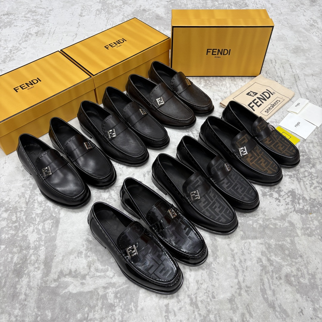 💋💍FD新品 fend* 芬-迪 O’Lock乐福鞋皮鞋 官方 9,600 采用进口牛皮/FF提花布 💋💍FD新品 fend* 芬-迪 O’Lock乐福鞋皮鞋 官方 9,600 采用进口牛皮/FF提花布