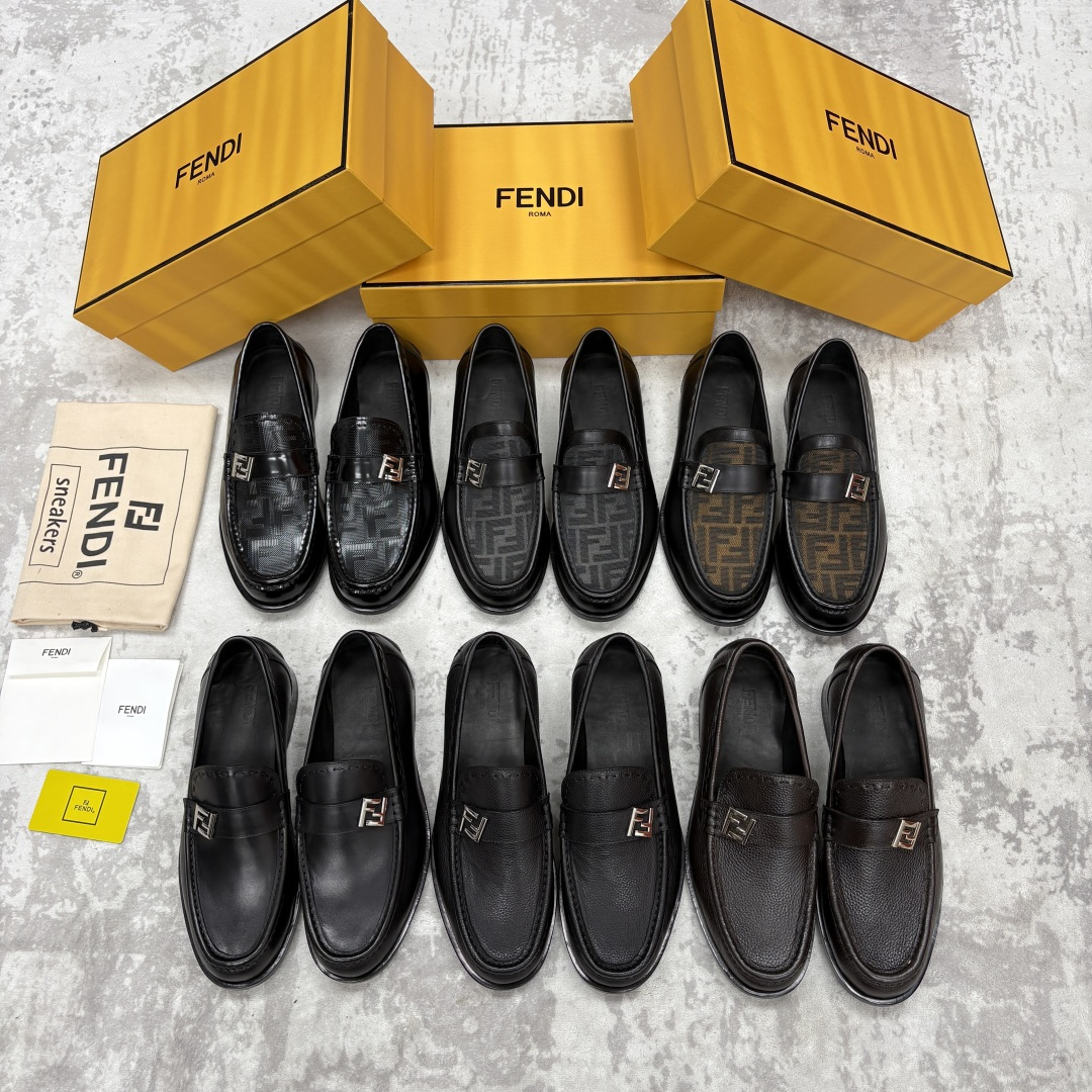 💋💍FD新品 fend* 芬-迪 O’Lock乐福鞋皮鞋 官方  9,600  采用进口牛皮/FF提花布