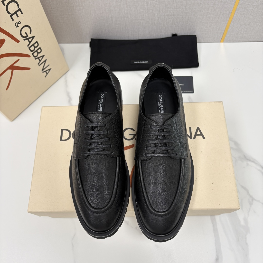 💋💍DG家新品   杜嘉-班纳 Dolce&Gabban* 男士正装鞋厚底鞋     这款乐福鞋皮鞋是把