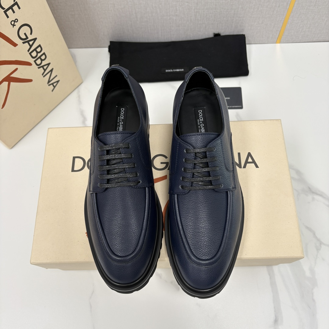 💋💍DG家新品   杜嘉-班纳 Dolce&Gabban* 男士正装鞋厚底鞋     这款乐福鞋皮鞋是把