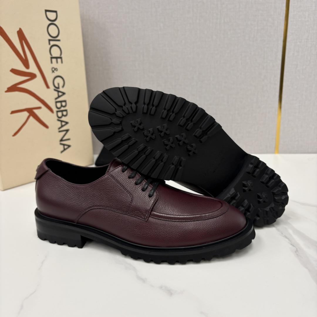 💋💍DG家新品   杜嘉-班纳 Dolce&Gabban* 男士正装鞋厚底鞋     这款乐福鞋皮鞋是把