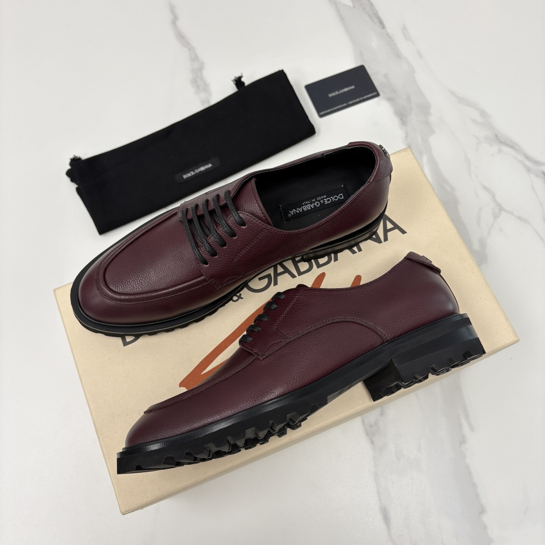💋💍DG家新品   杜嘉-班纳 Dolce&Gabban* 男士正装鞋厚底鞋     这款乐福鞋皮鞋是把