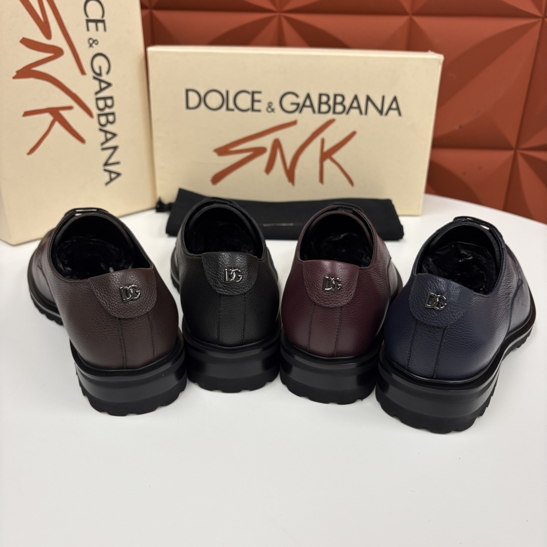 💋💍DG家新品   杜嘉-班纳 Dolce&Gabban* 男士正装鞋厚底鞋     这款乐福鞋皮鞋是把