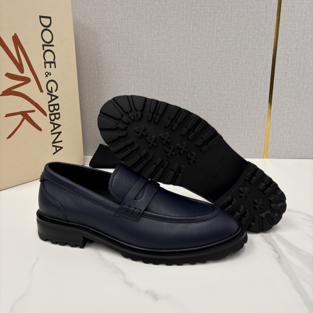 💋💍DG家新品   杜嘉-班纳 Dolce&Gabban* 男士正装鞋厚底鞋     这款乐福鞋皮鞋是把