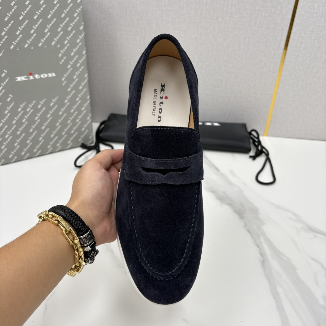 💋💍 Kito*n 新品   男士老钱风乐福鞋   鞋面采用高丝光磨砂牛皮设计，磨砂皮细腻软糯，Kito