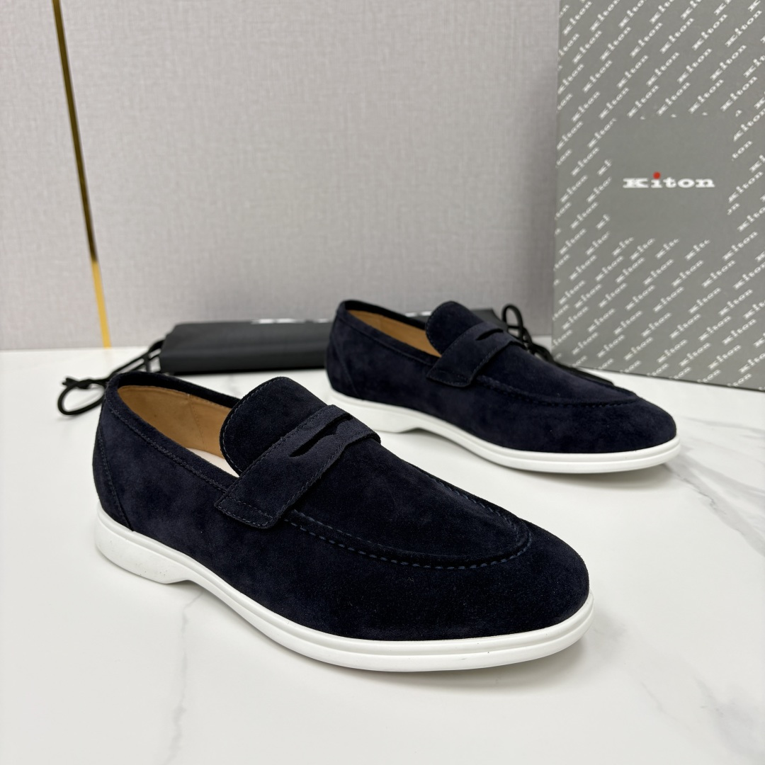💋💍 Kito*n 新品   男士老钱风乐福鞋   鞋面采用高丝光磨砂牛皮设计，磨砂皮细腻软糯，Kito