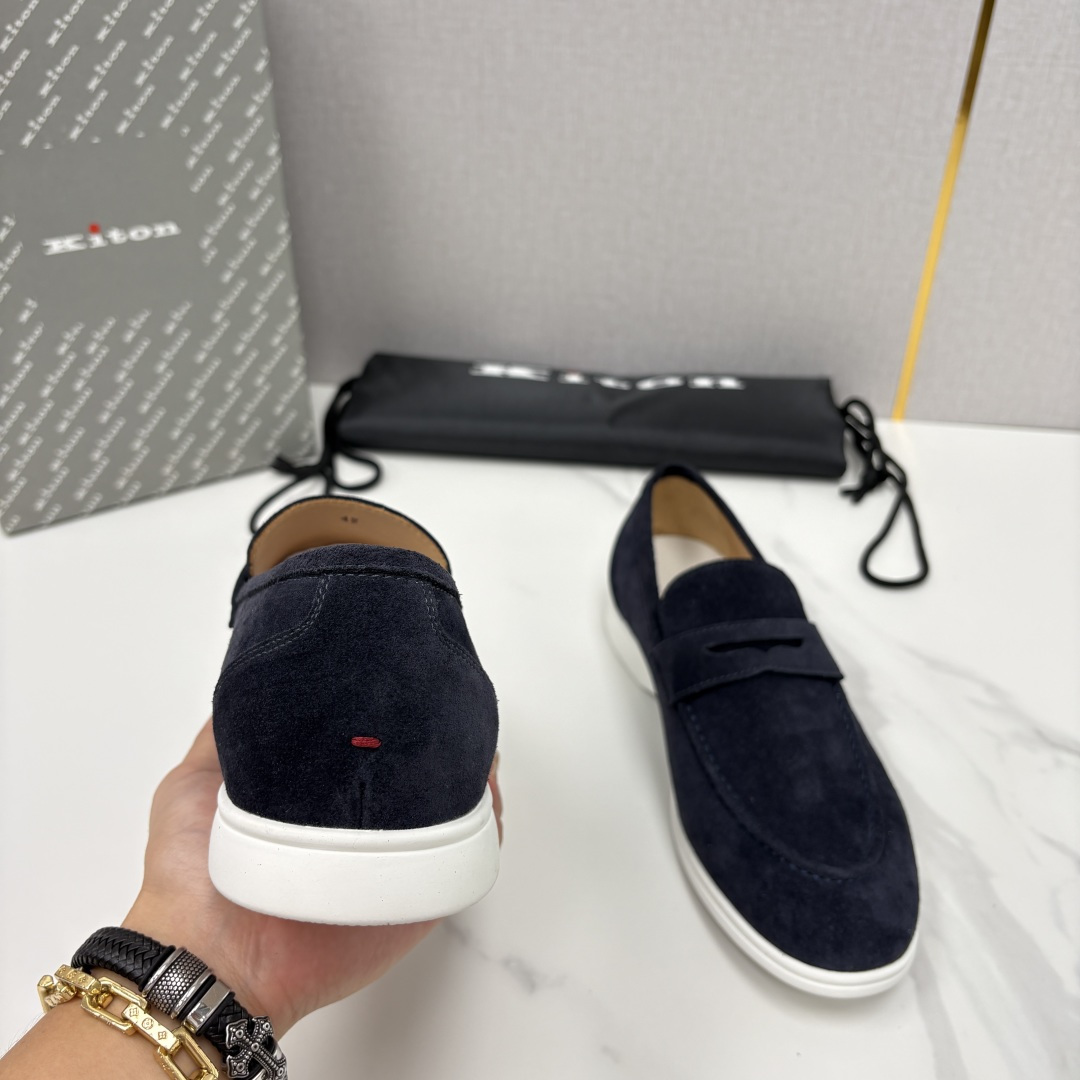 💋💍 Kito*n 新品   男士老钱风乐福鞋   鞋面采用高丝光磨砂牛皮设计，磨砂皮细腻软糯，Kito
