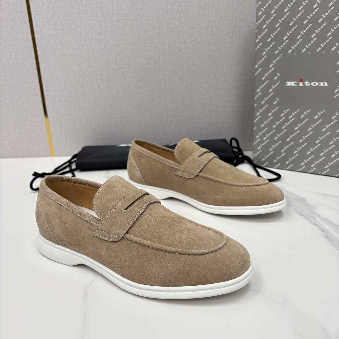 💋💍 Kito*n 新品   男士老钱风乐福鞋   鞋面采用高丝光磨砂牛皮设计，磨砂皮细腻软糯，Kito
