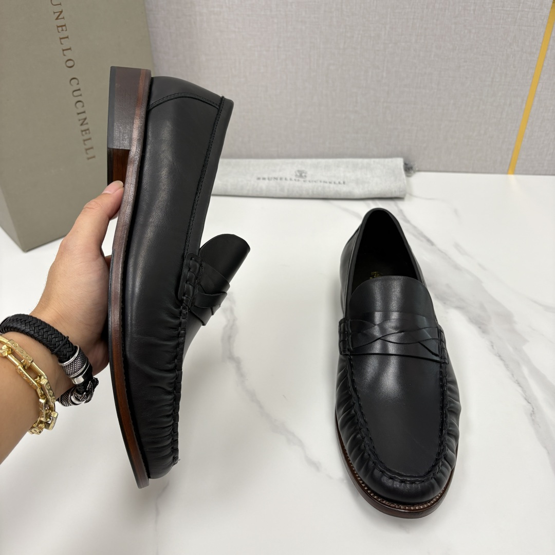 💋💍BC家新品上架 Brunello Cucinell* 乐福鞋皮鞋 进口小牛皮打造,鞋面超级柔软,手 💋💍BC家新品上架 Brunello Cucinell* 乐福鞋皮鞋 进口小牛皮打造,鞋面超级柔软,手