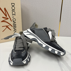 💋💍DG 家新品 Dolce &Gabban* 杜嘉~班纳 奢华复古机能风潮 Coun 💋💍DG 家新品 Dolce &Gabban* 杜嘉~班纳 奢华复古机能风潮 Coun