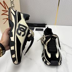 💋💍DG 家新品 Dolce &Gabban* 杜嘉~班纳 奢华复古机能风潮 Coun 💋💍DG 家新品 Dolce &Gabban* 杜嘉~班纳 奢华复古机能风潮 Coun