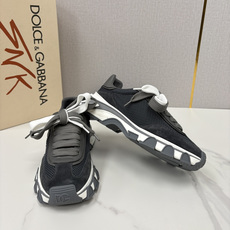 💋💍DG 家新品 Dolce &Gabban* 杜嘉~班纳 奢华复古机能风潮 Coun 💋💍DG 家新品 Dolce &Gabban* 杜嘉~班纳 奢华复古机能风潮 Coun