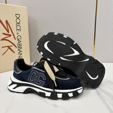 💋💍DG 家新品 Dolce &Gabban* 杜嘉~班纳 奢华复古机能风潮 Coun 💋💍DG 家新品 Dolce &Gabban* 杜嘉~班纳 奢华复古机能风潮 Coun