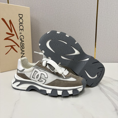 💋💍DG 家新品 Dolce &Gabban* 杜嘉~班纳 奢华复古机能风潮 Coun 💋💍DG 家新品 Dolce &Gabban* 杜嘉~班纳 奢华复古机能风潮 Coun