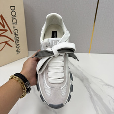 💋💍DG 家新品 Dolce &Gabban* 杜嘉~班纳 奢华复古机能风潮 Coun 💋💍DG 家新品 Dolce &Gabban* 杜嘉~班纳 奢华复古机能风潮 Coun