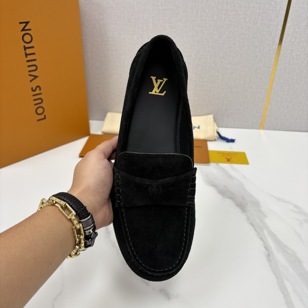 💋💍L 家新品 LOU*S  VUITTO*  新品男士休闲乐福鞋    甄选进口开边珠牛皮/反绒牛皮制