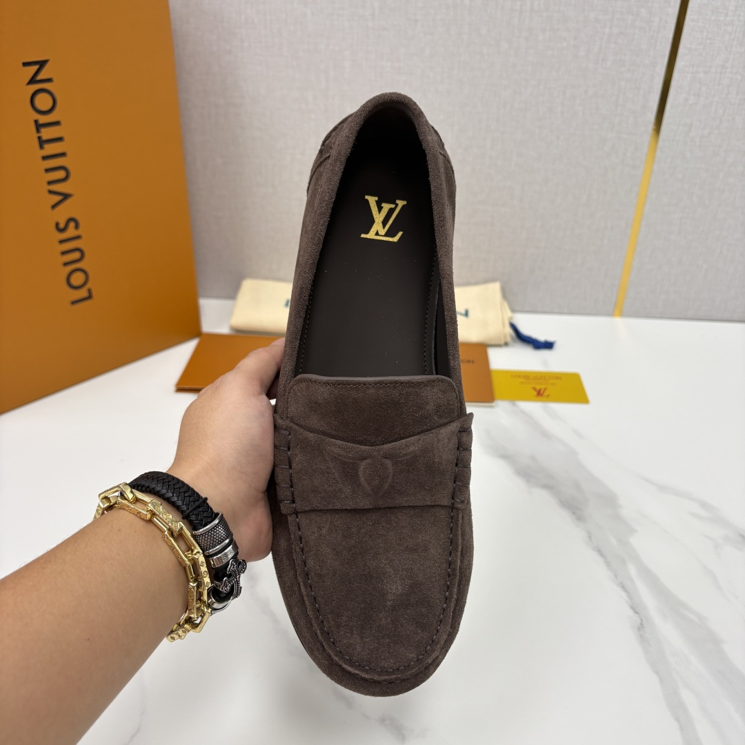 💋💍L 家新品 LOU*S  VUITTO*  新品男士休闲乐福鞋    甄选进口开边珠牛皮/反绒牛皮制