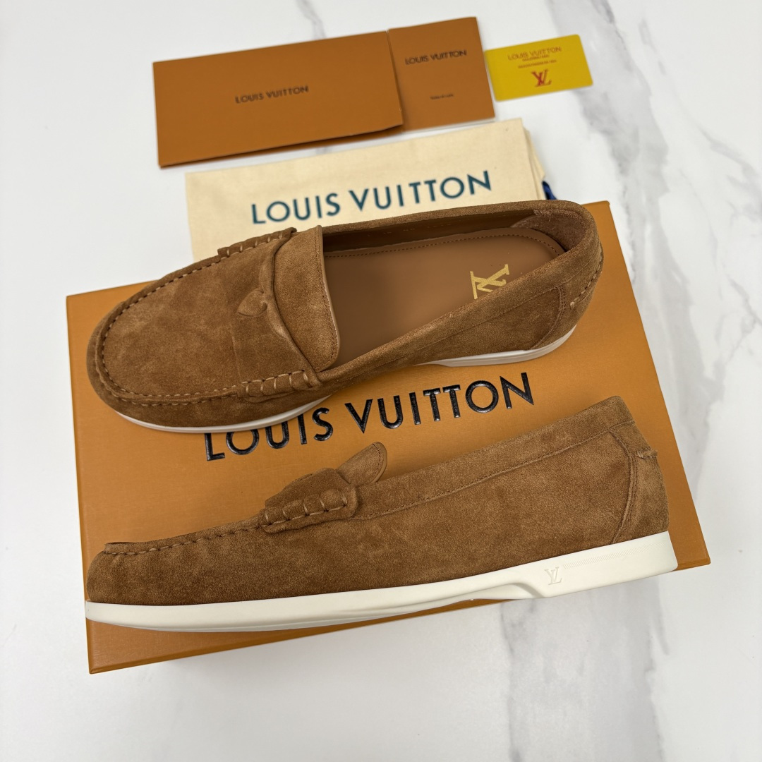 💋💍L 家新品 LOU*S  VUITTO*  新品男士休闲乐福鞋    甄选进口开边珠牛皮/反绒牛皮制