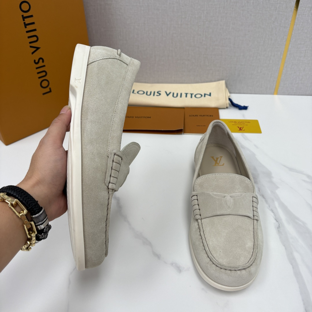 💋💍L 家新品 LOU*S  VUITTO*  新品男士休闲乐福鞋    甄选进口开边珠牛皮/反绒牛皮制