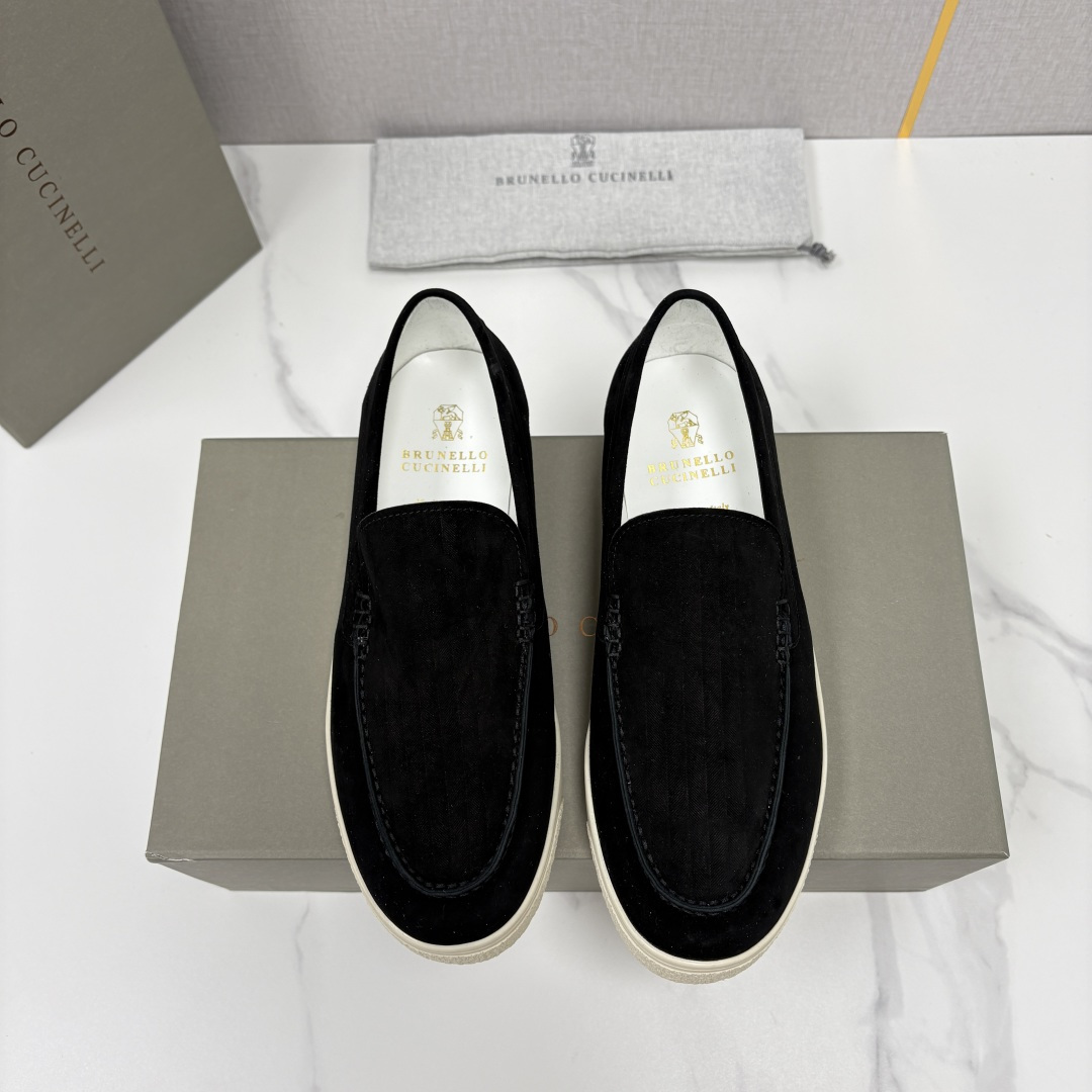 💋💍BC家新品上架  Brunello Cucinell*  牛皮经典乐福鞋  磨砂竖条纹牛皮打造  背
