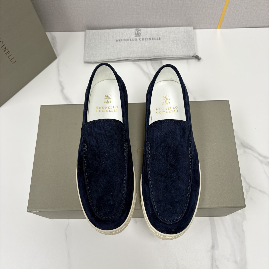 💋💍BC家新品上架  Brunello Cucinell*  牛皮经典乐福鞋  磨砂竖条纹牛皮打造  背