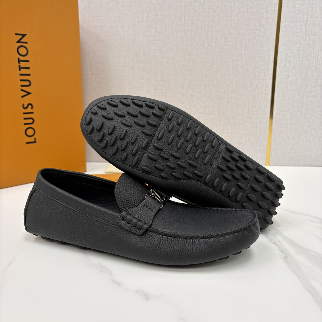 💋💍L家  HOCKENHEIM 莫卡辛鞋 升级版经典豆豆鞋    官方 7,150  作为路易～最具标