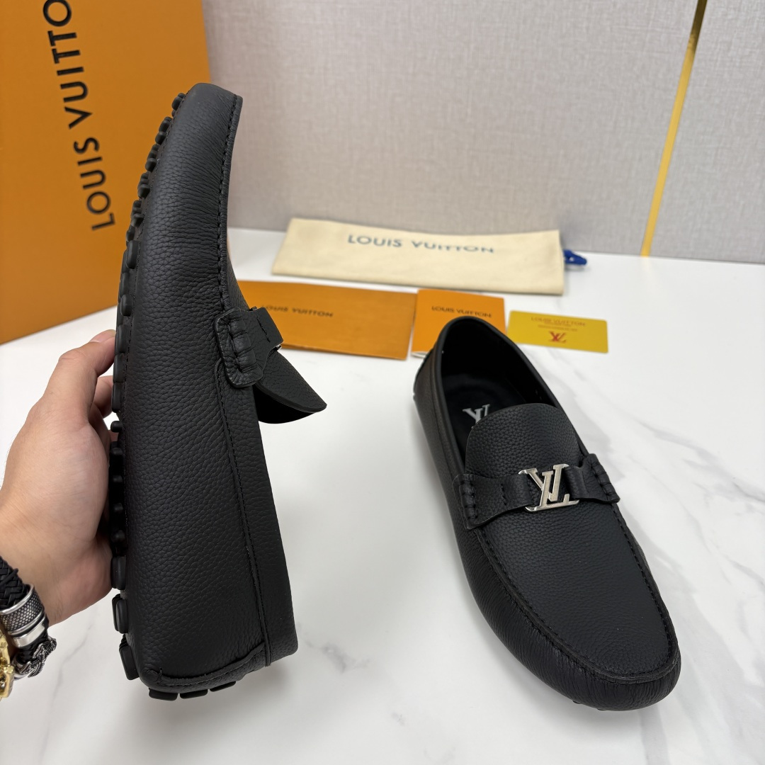 💋💍L家  HOCKENHEIM 莫卡辛鞋 升级版经典豆豆鞋    官方 7,150  作为路易～最具标
