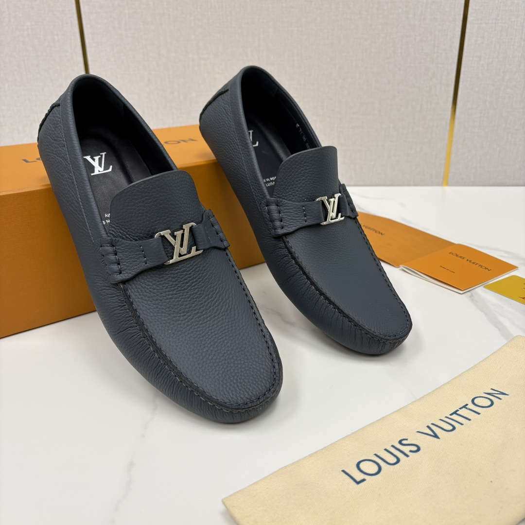 💋💍L家  HOCKENHEIM 莫卡辛鞋 升级版经典豆豆鞋    官方 7,150  作为路易～最具标