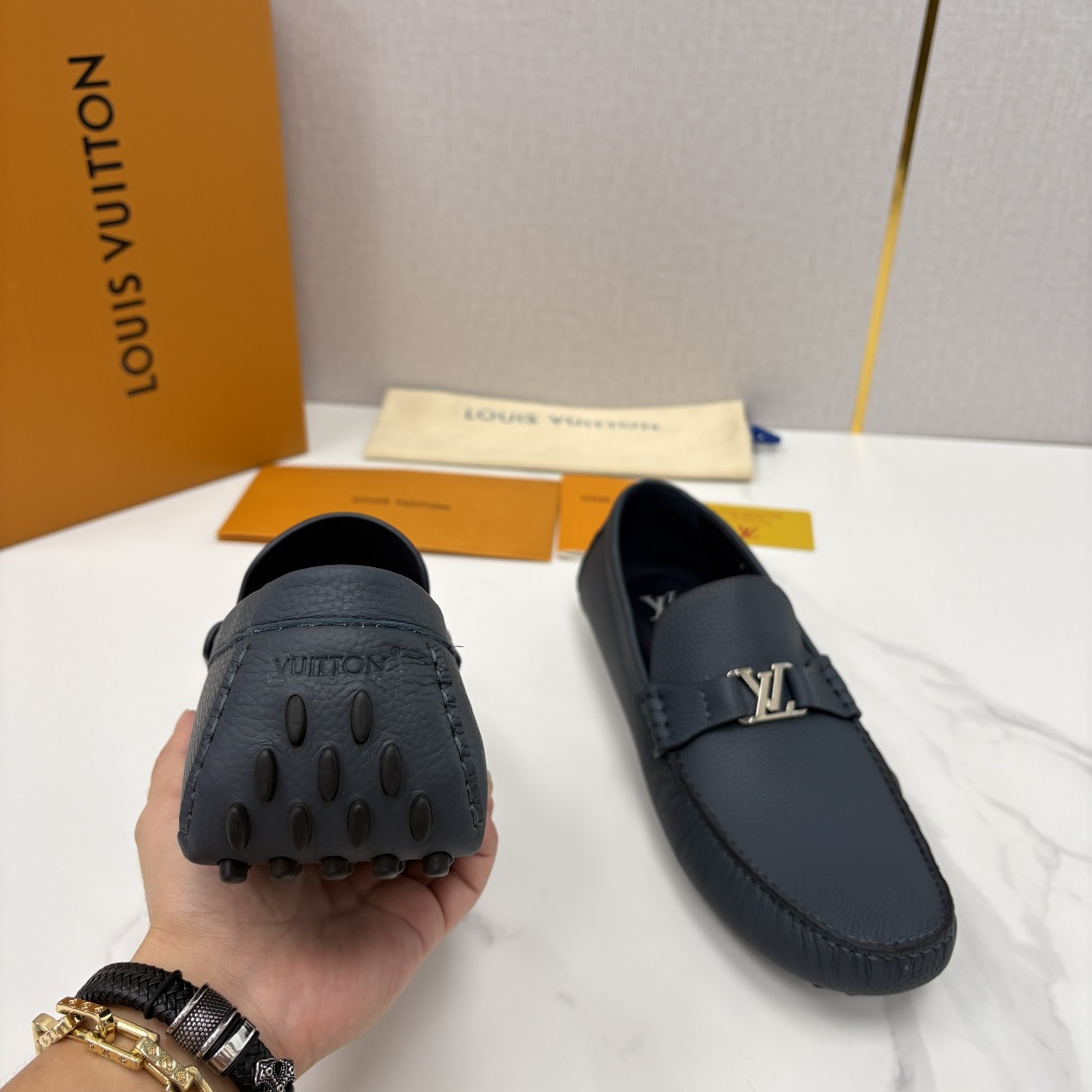 💋💍L家  HOCKENHEIM 莫卡辛鞋 升级版经典豆豆鞋    官方 7,150  作为路易～最具标