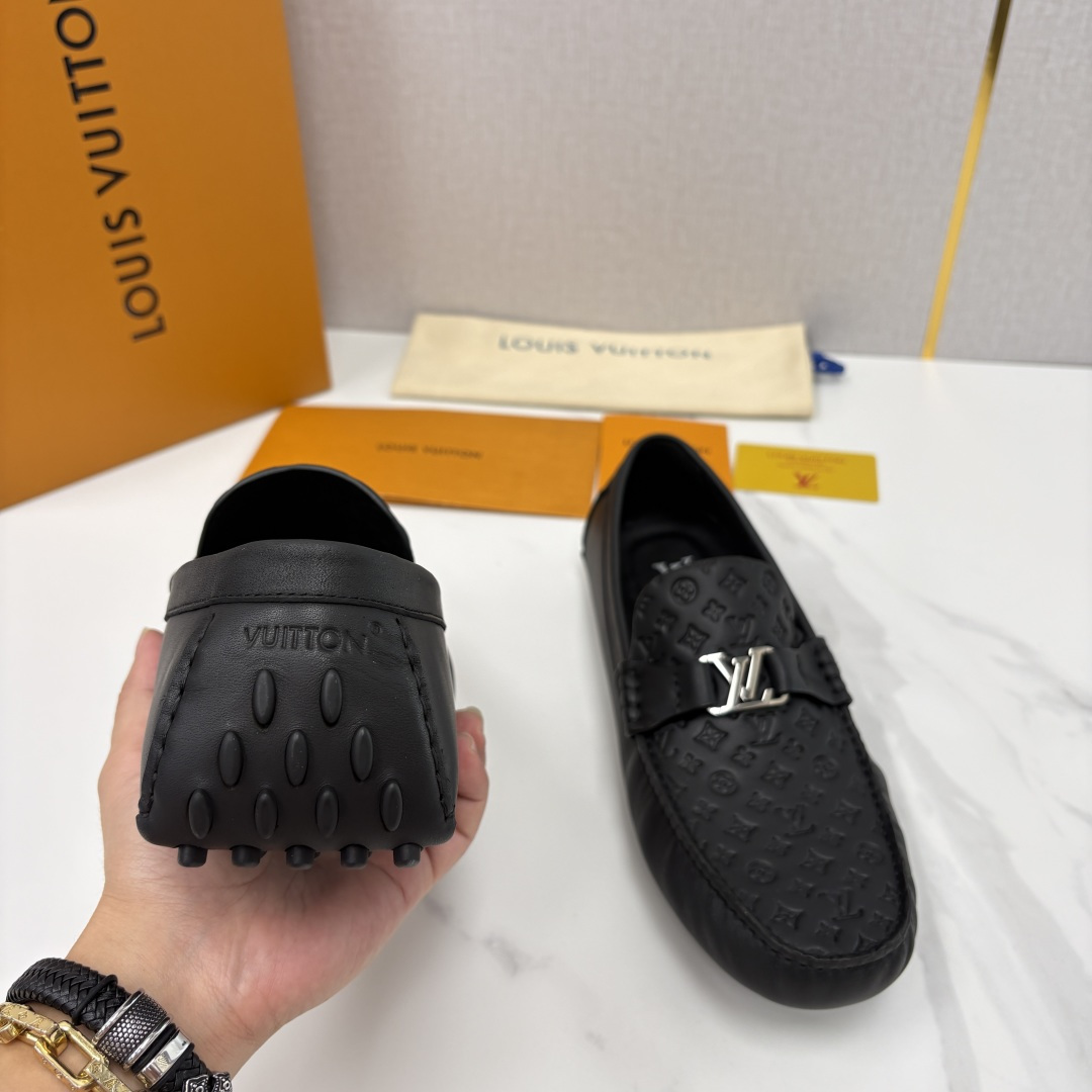 💋💍L家  HOCKENHEIM 莫卡辛鞋 升级版经典豆豆鞋    官方 7,150  作为路易～最具标