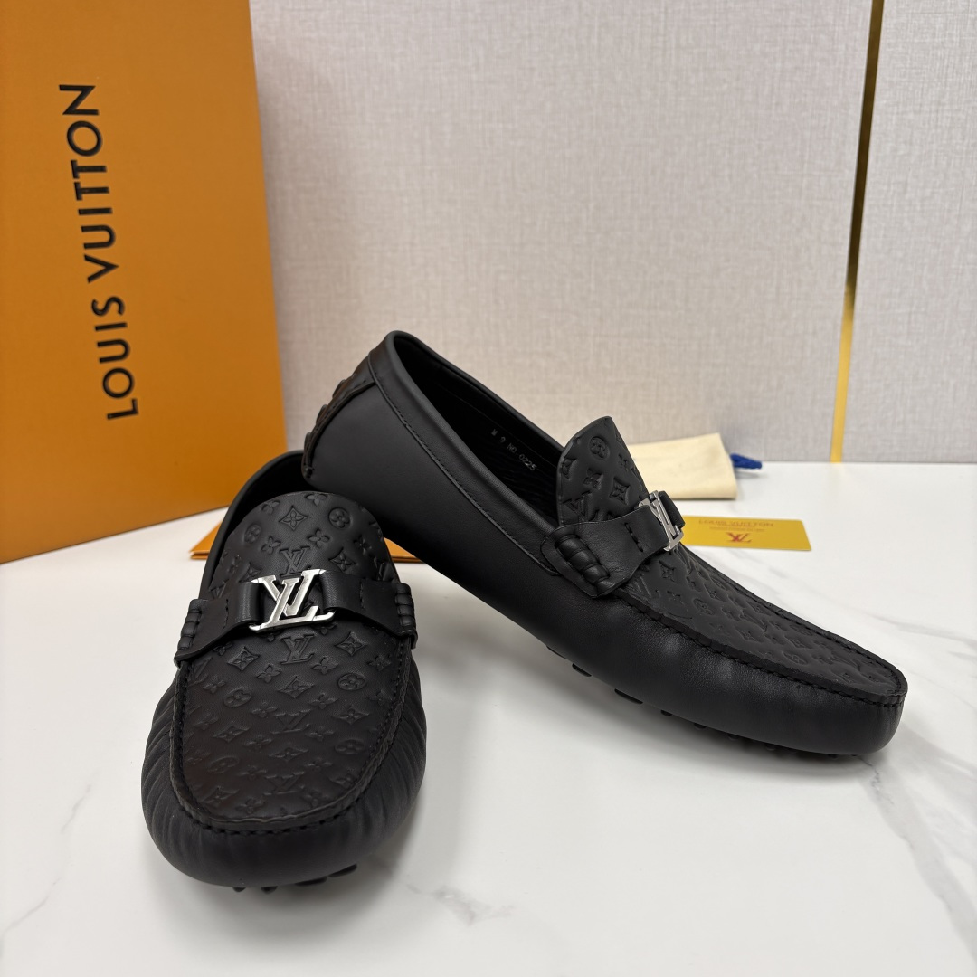 💋💍L家  HOCKENHEIM 莫卡辛鞋 升级版经典豆豆鞋    官方 7,150  作为路易～最具标