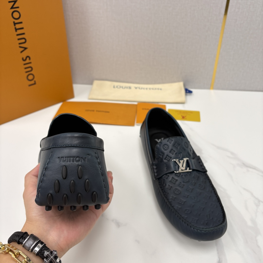 💋💍L家  HOCKENHEIM 莫卡辛鞋 升级版经典豆豆鞋    官方 7,150  作为路易～最具标