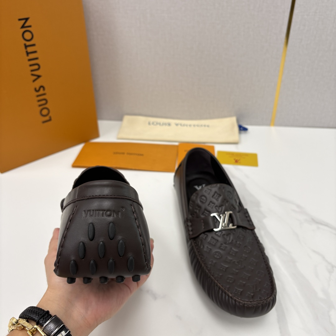 💋💍L家  HOCKENHEIM 莫卡辛鞋 升级版经典豆豆鞋    官方 7,150  作为路易～最具标