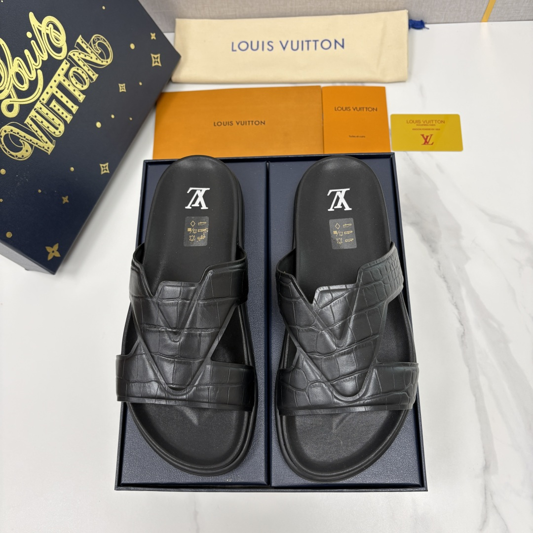 💋💍L家夏季新品  路易-威登    L*V  PORTOFINO 凉拖    将法式奢华与夏日休闲完美