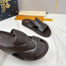 💋💍L家夏季新品 路易-威登 L*V PORTOFINO 凉拖 将法式奢华与夏日休闲完美 💋💍L家夏季新品 路易-威登 L*V PORTOFINO 凉拖 将法式奢华与夏日休闲完美