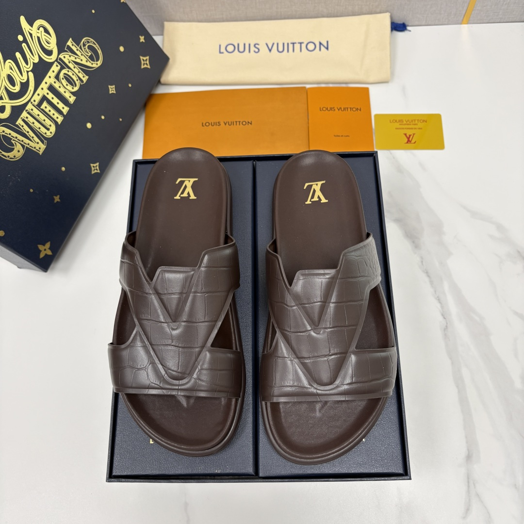 💋💍L家夏季新品  路易-威登    L*V  PORTOFINO 凉拖    将法式奢华与夏日休闲完美