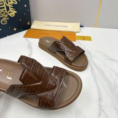 💋💍L家夏季新品 路易-威登 L*V PORTOFINO 凉拖 将法式奢华与夏日休闲完美 💋💍L家夏季新品 路易-威登 L*V PORTOFINO 凉拖 将法式奢华与夏日休闲完美
