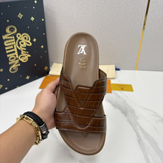 💋💍L家夏季新品 路易-威登 L*V PORTOFINO 凉拖 将法式奢华与夏日休闲完美 💋💍L家夏季新品 路易-威登 L*V PORTOFINO 凉拖 将法式奢华与夏日休闲完美