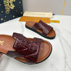 💋💍L家夏季新品 路易-威登 L*V PORTOFINO 凉拖 将法式奢华与夏日休闲完美 💋💍L家夏季新品 路易-威登 L*V PORTOFINO 凉拖 将法式奢华与夏日休闲完美
