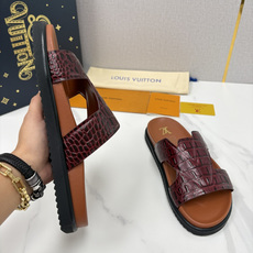 💋💍L家夏季新品 路易-威登 L*V PORTOFINO 凉拖 将法式奢华与夏日休闲完美 💋💍L家夏季新品 路易-威登 L*V PORTOFINO 凉拖 将法式奢华与夏日休闲完美