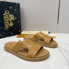 💋💍L家夏季新品 路易-威登 L*V PORTOFINO 凉拖 将法式奢华与夏日休闲完美 💋💍L家夏季新品 路易-威登 L*V PORTOFINO 凉拖 将法式奢华与夏日休闲完美