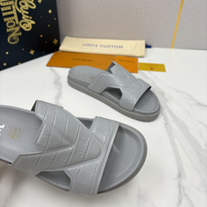 💋💍L家夏季新品 路易-威登 L*V PORTOFINO 凉拖 将法式奢华与夏日休闲完美 💋💍L家夏季新品 路易-威登 L*V PORTOFINO 凉拖 将法式奢华与夏日休闲完美