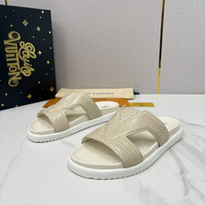 💋💍L家夏季新品 路易-威登 L*V PORTOFINO 凉拖 将法式奢华与夏日休闲完美 💋💍L家夏季新品 路易-威登 L*V PORTOFINO 凉拖 将法式奢华与夏日休闲完美