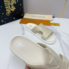 💋💍L家夏季新品 路易-威登 L*V PORTOFINO 凉拖 将法式奢华与夏日休闲完美 💋💍L家夏季新品 路易-威登 L*V PORTOFINO 凉拖 将法式奢华与夏日休闲完美