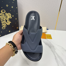 💋💍L家夏季新品 路易-威登 L*V PORTOFINO 凉拖 将法式奢华与夏日休闲完美 💋💍L家夏季新品 路易-威登 L*V PORTOFINO 凉拖 将法式奢华与夏日休闲完美