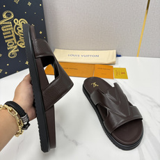 💋💍L家夏季新品 路易-威登 L*V PORTOFINO 凉拖 将法式奢华与夏日休闲完美 💋💍L家夏季新品 路易-威登 L*V PORTOFINO 凉拖 将法式奢华与夏日休闲完美